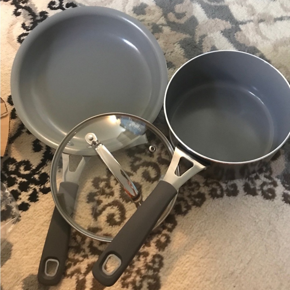 Gray Non-Stick Cookware Set with Lids